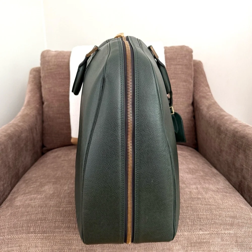 Louis Vuitton authentic louis